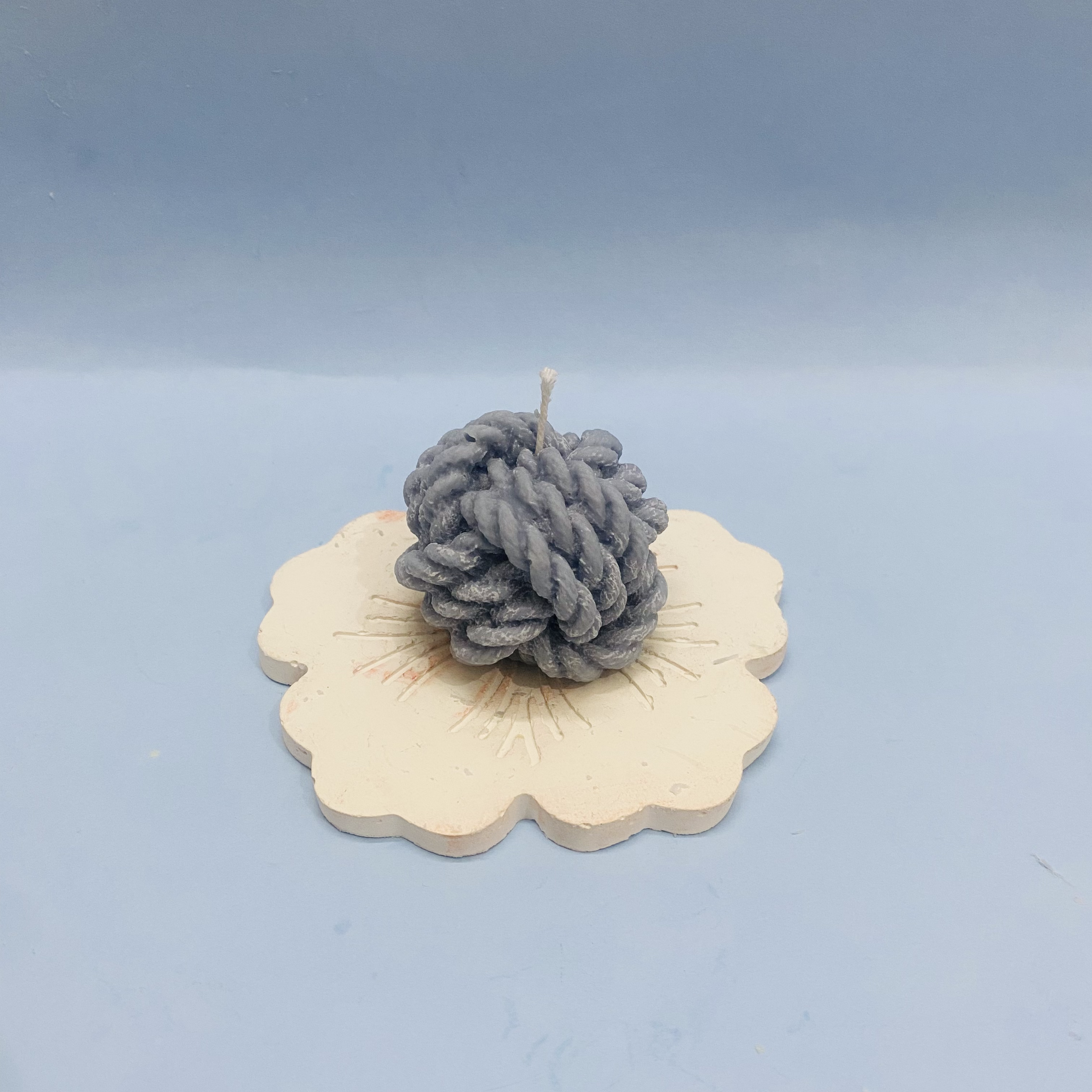 Knot Candle Gray